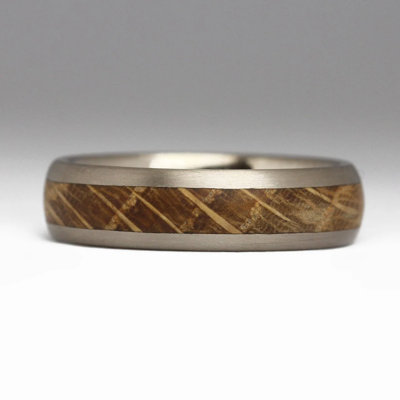 R55 6mm Comfort Wood Inlay Ring - Image 10