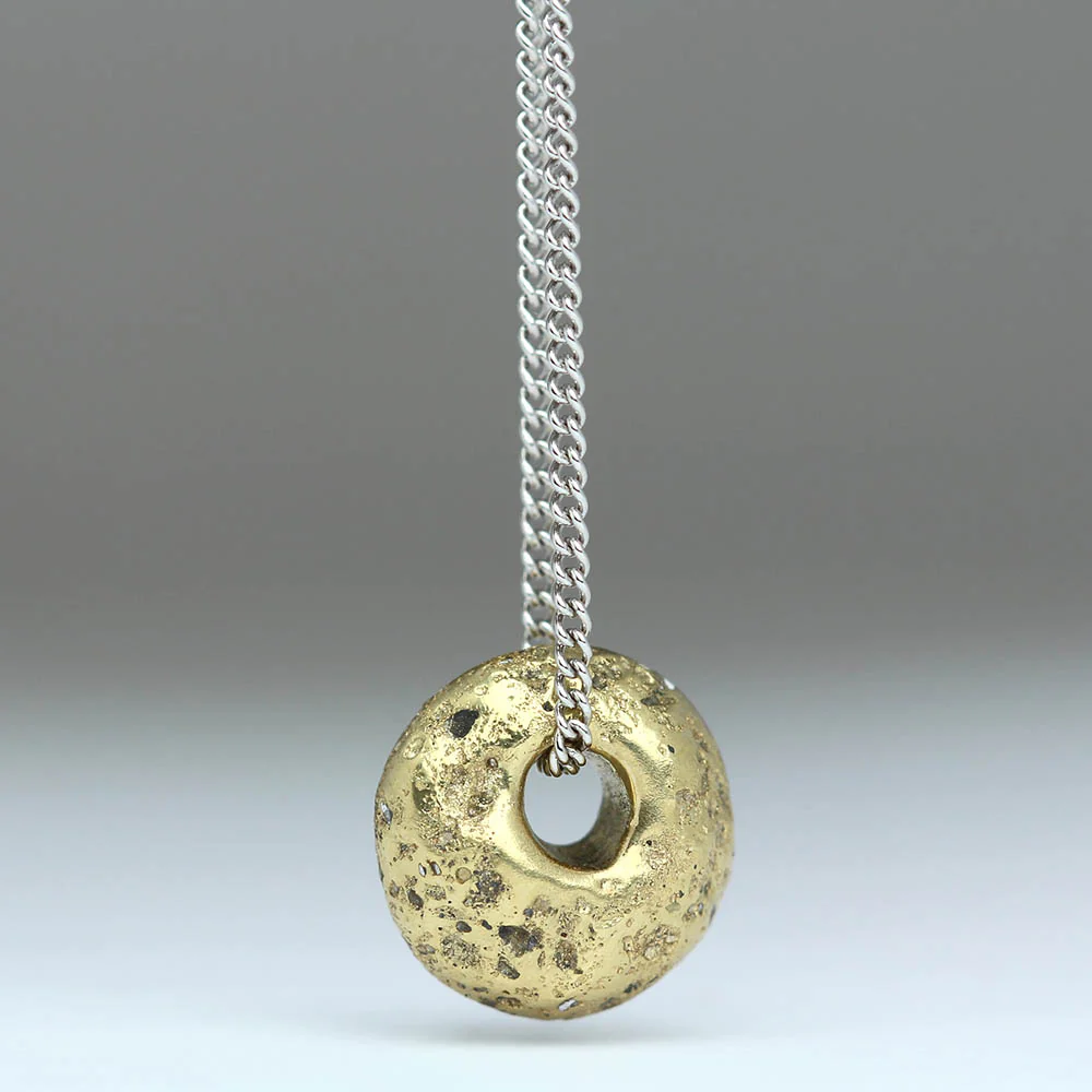 Sandcast 18ct Gold Drop Pendant - Image 7